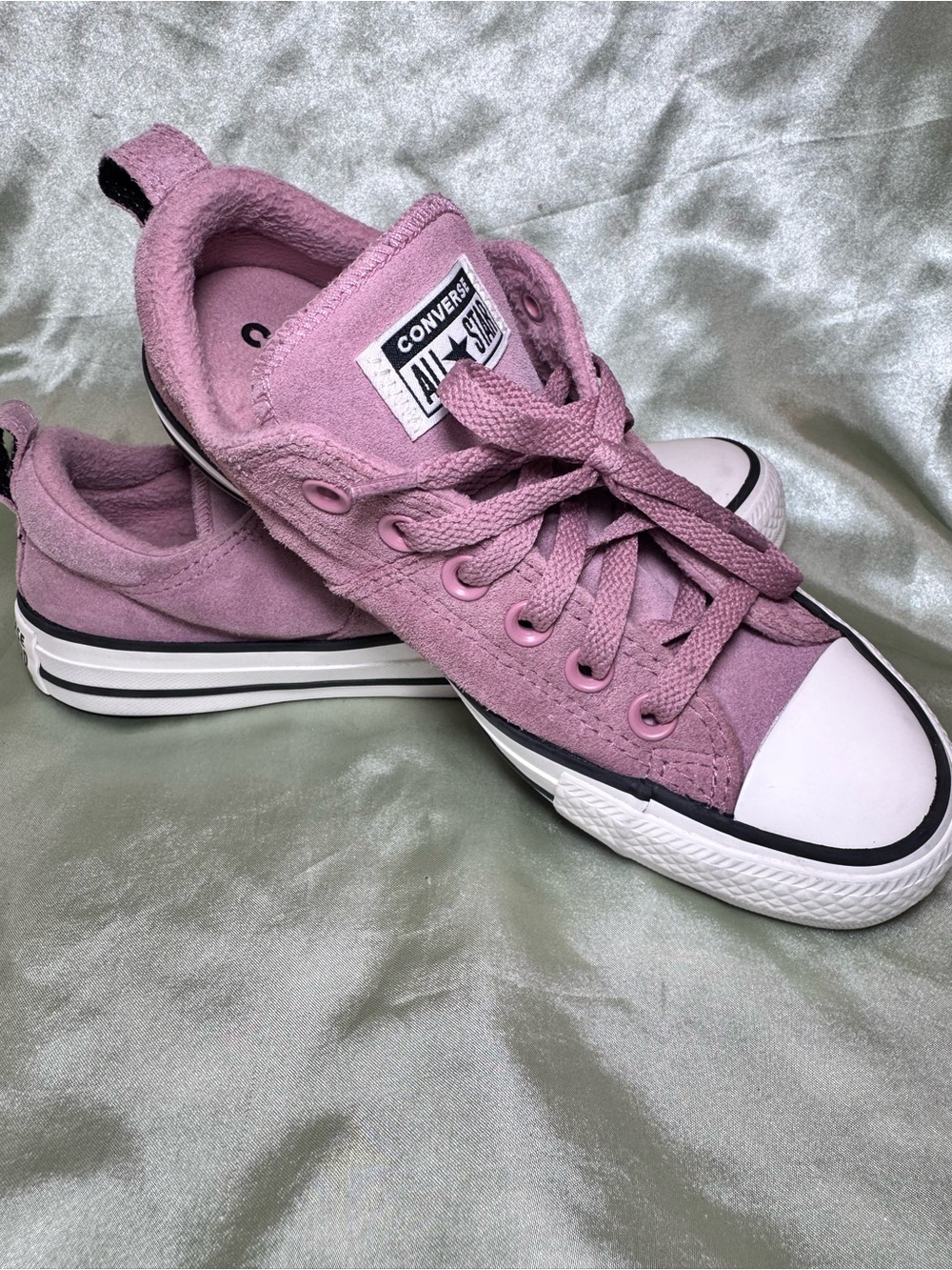 Converse Suede Leather Pink Low Top All Star Sneakers, Woman’s size 7, NWOB - Picture 7 of 9